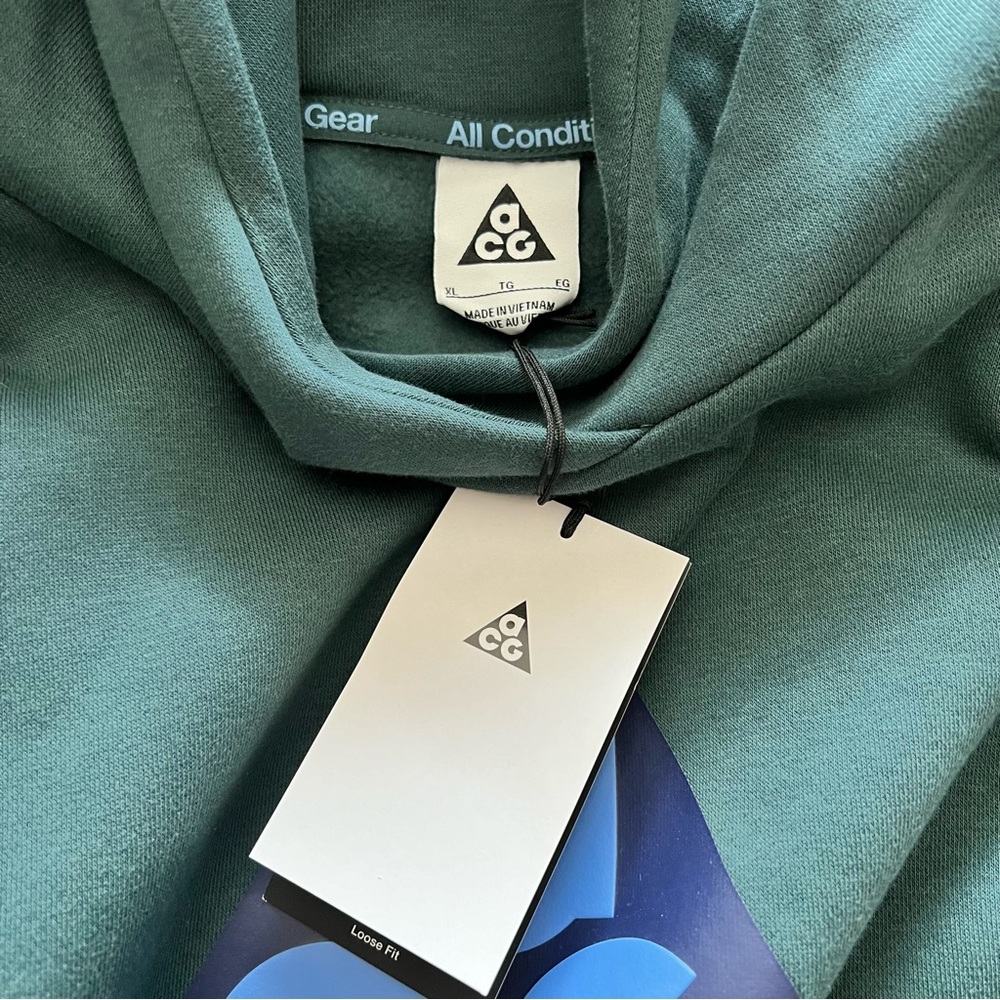 Nike ACG • Icon Fleece Big Kids Pullover Hoodie - Picture 3 of 6